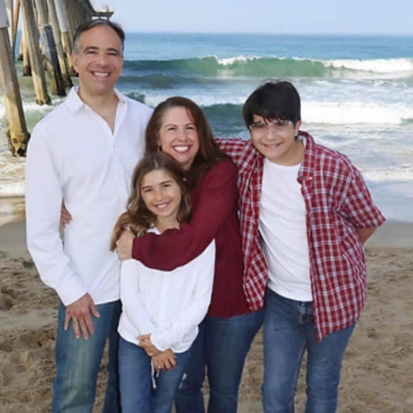 Meet your Posher, Cindy - Picture 4 of 6